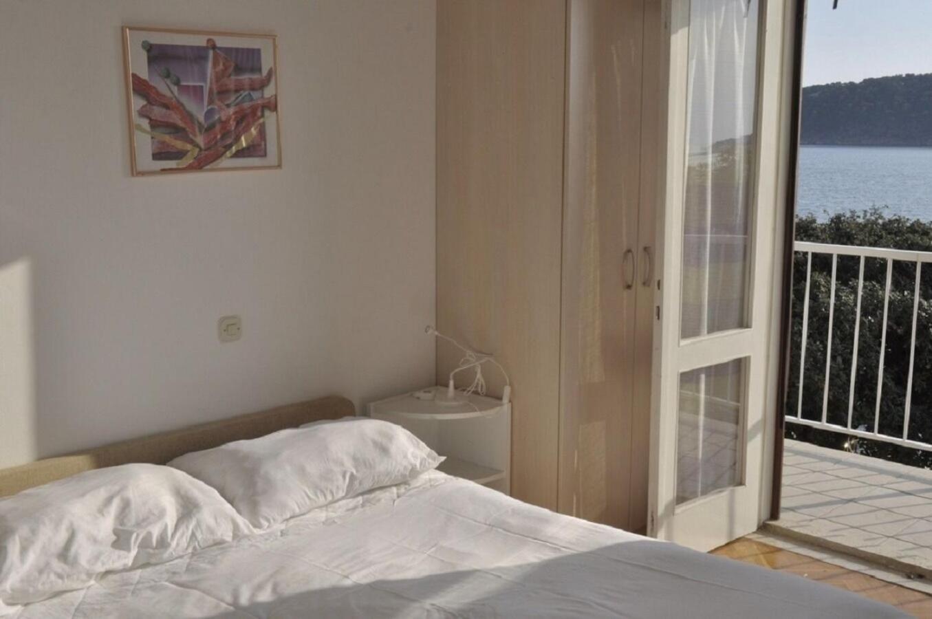 Apartments Petar - 6M From The Sea Barbat na Rabu Ngoại thất bức ảnh
