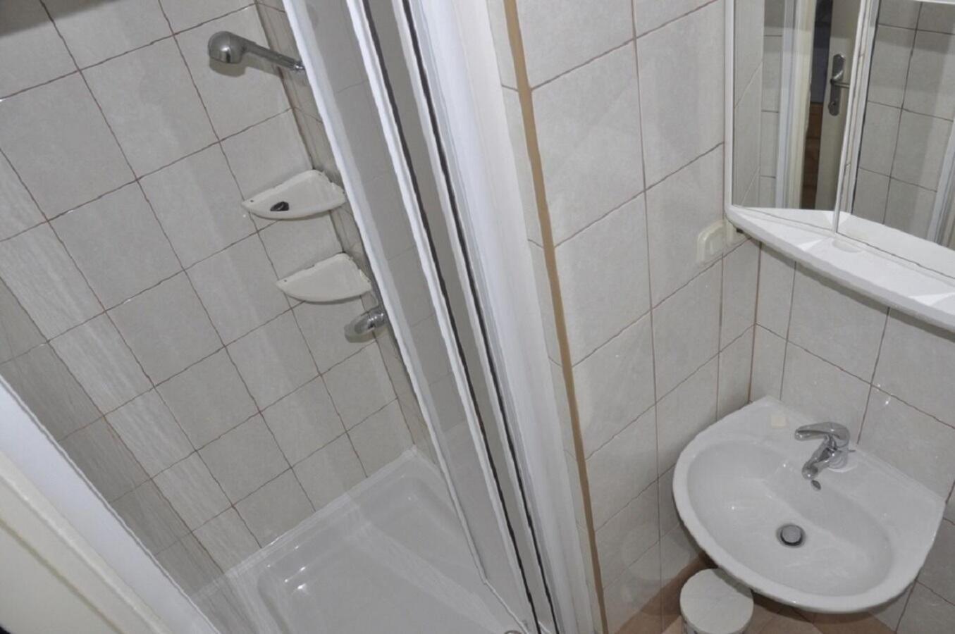 Apartments Petar - 6M From The Sea Barbat na Rabu Ngoại thất bức ảnh