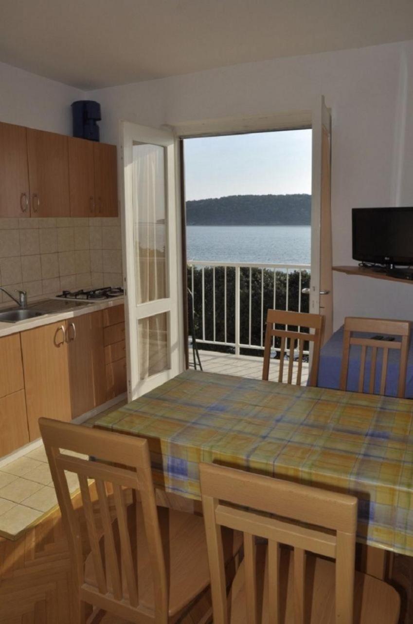 Apartments Petar - 6M From The Sea Barbat na Rabu Ngoại thất bức ảnh